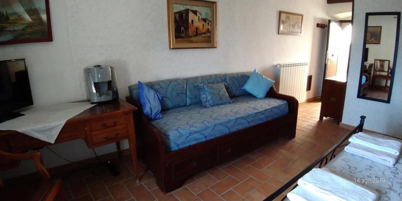 Il Borgo 38 Bed and Breakfast Scapoli Exteriör bild